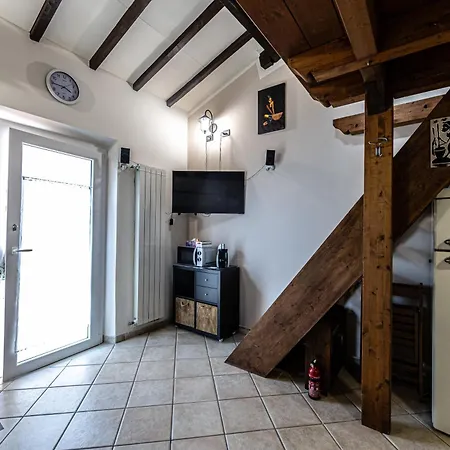 My Hive Apartment Cascina Exterior photo